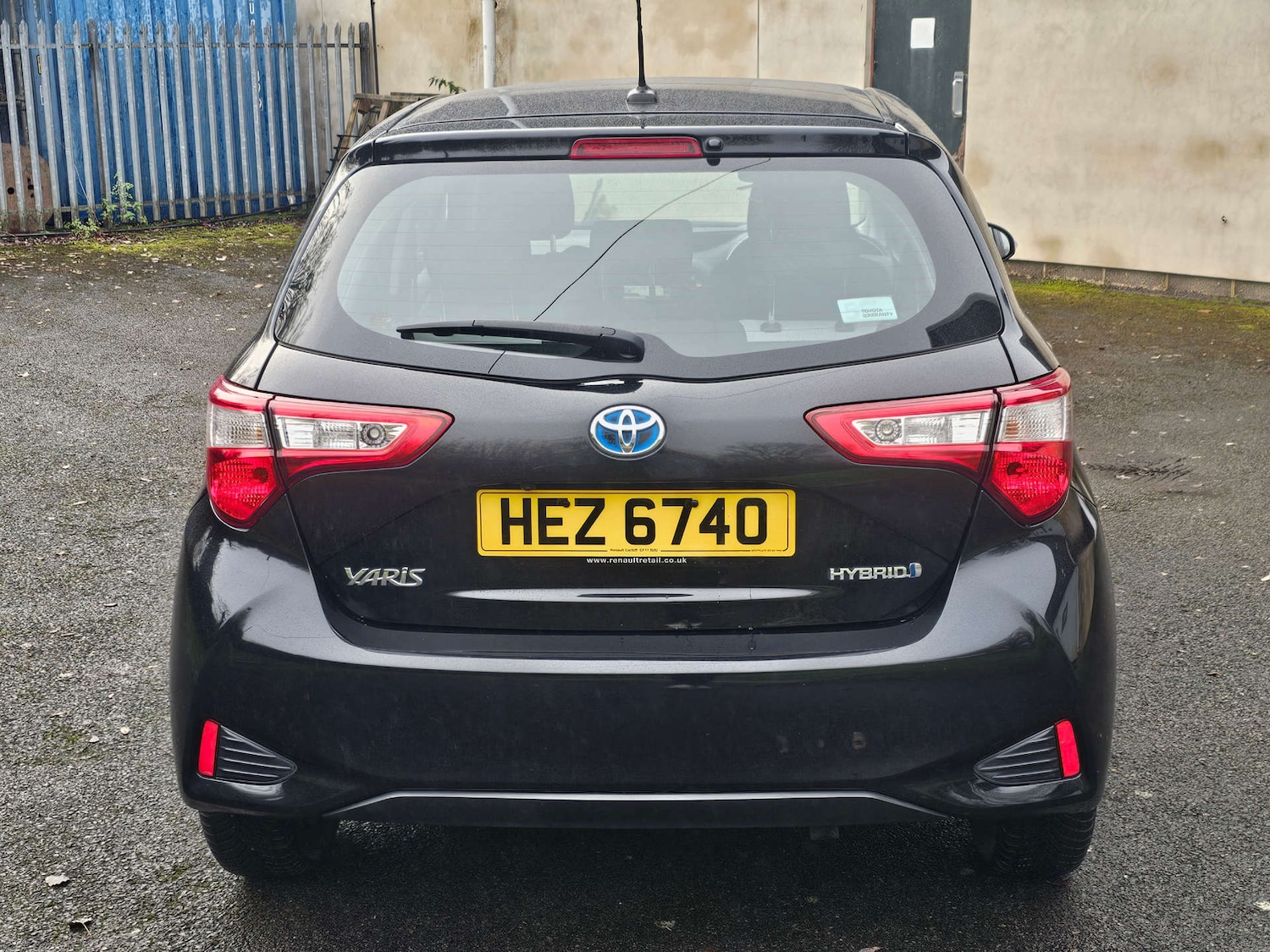 Used Toyota Yaris 2018 for sale - 76735812: Photo 10