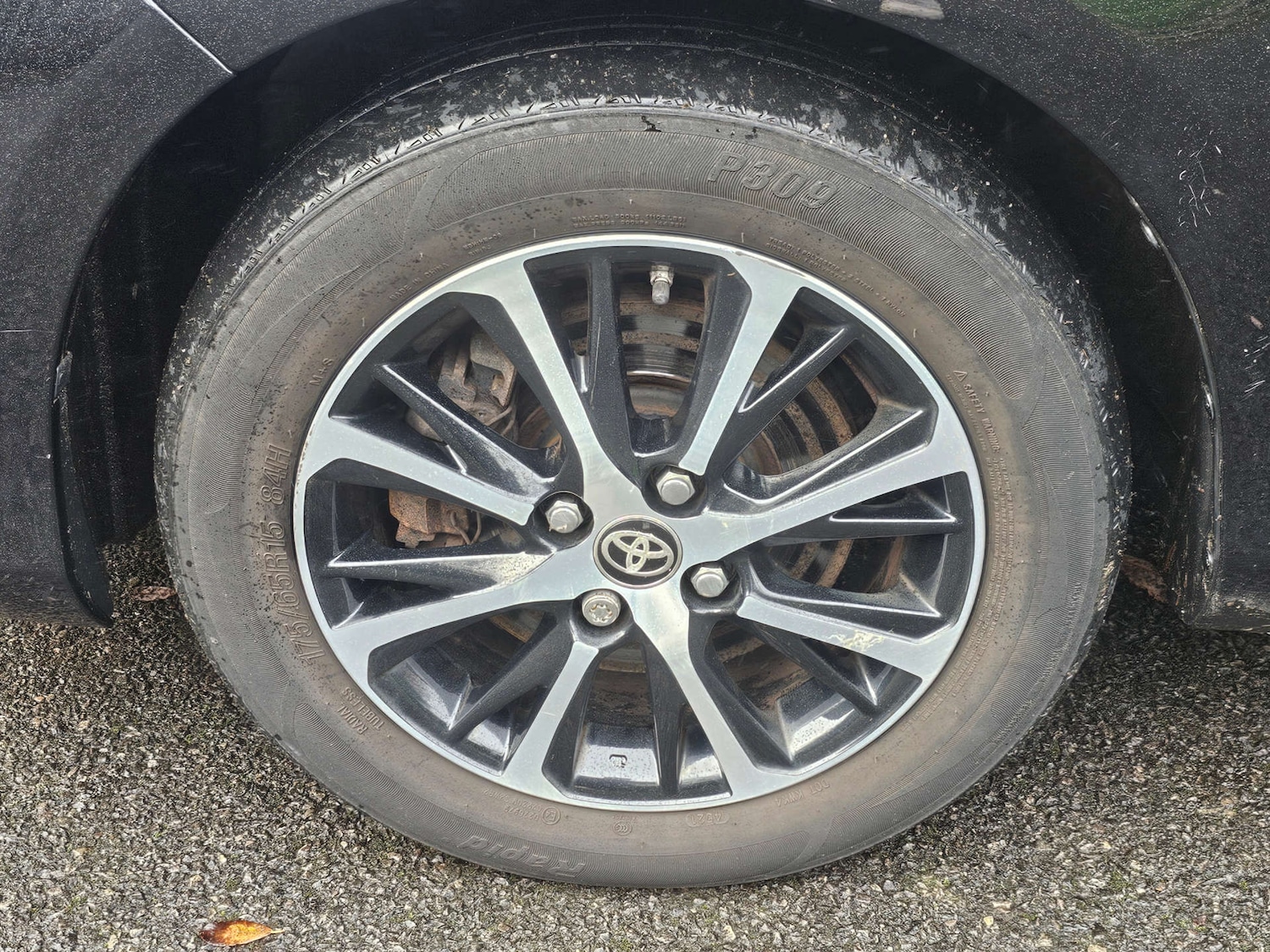 Used Toyota Yaris 2018 for sale - 76735812: Photo 11