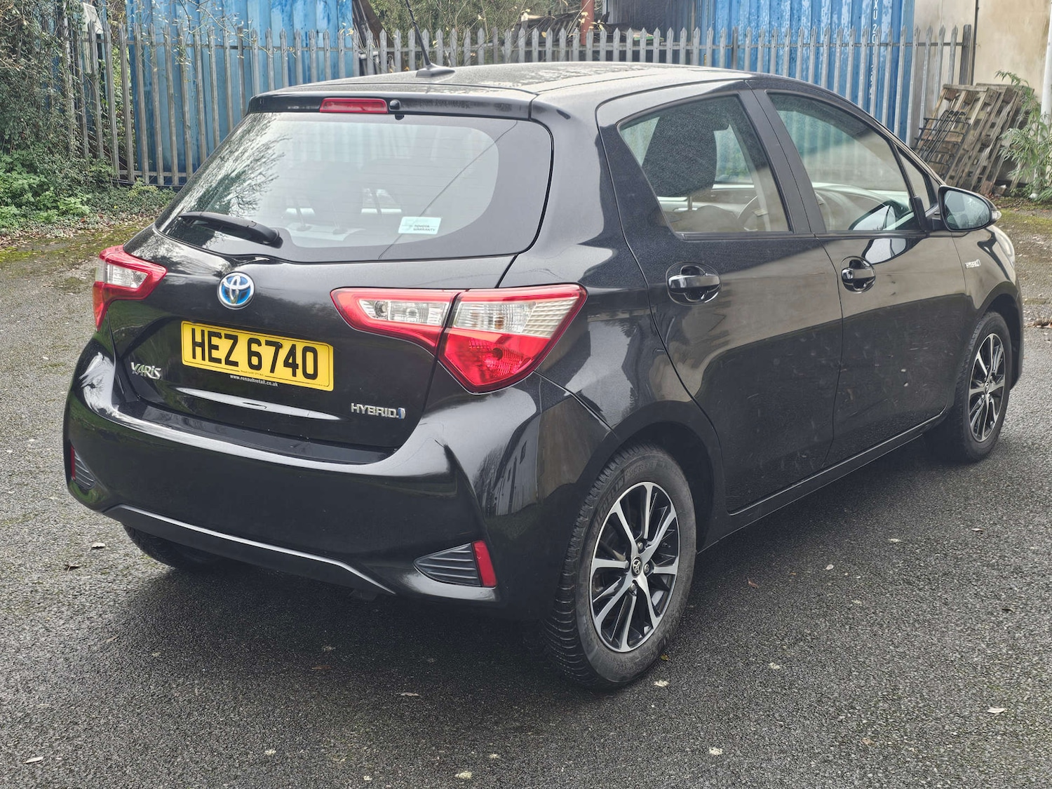 Used Toyota Yaris 2018 for sale - 76735812: Photo 5