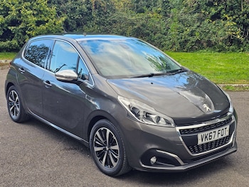 Peugeot - 208