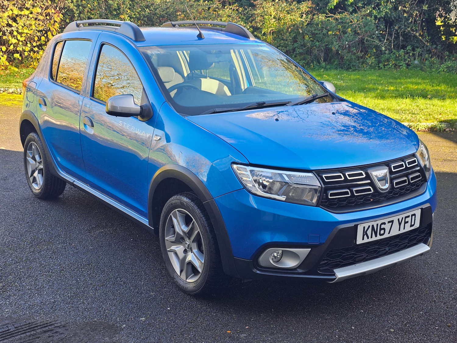 Used Dacia Sandero 2017 for sale - 76519237: Photo 1