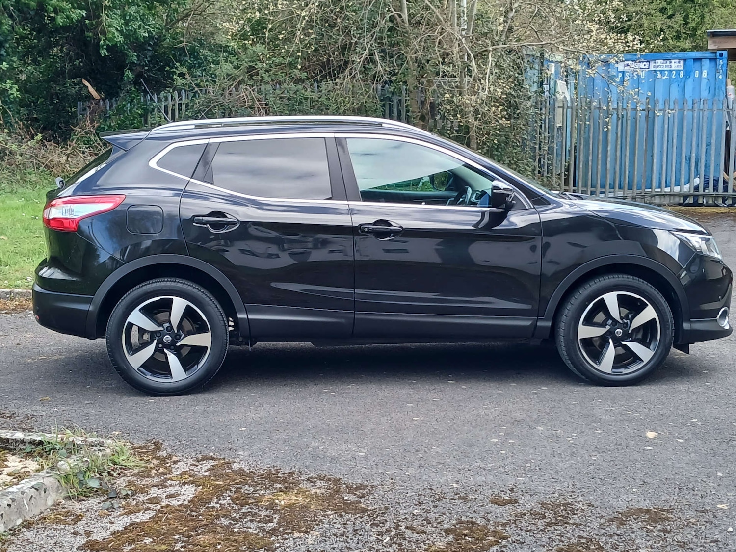 Used Nissan Qashqai 2017 for sale - 78066767: Photo 2
