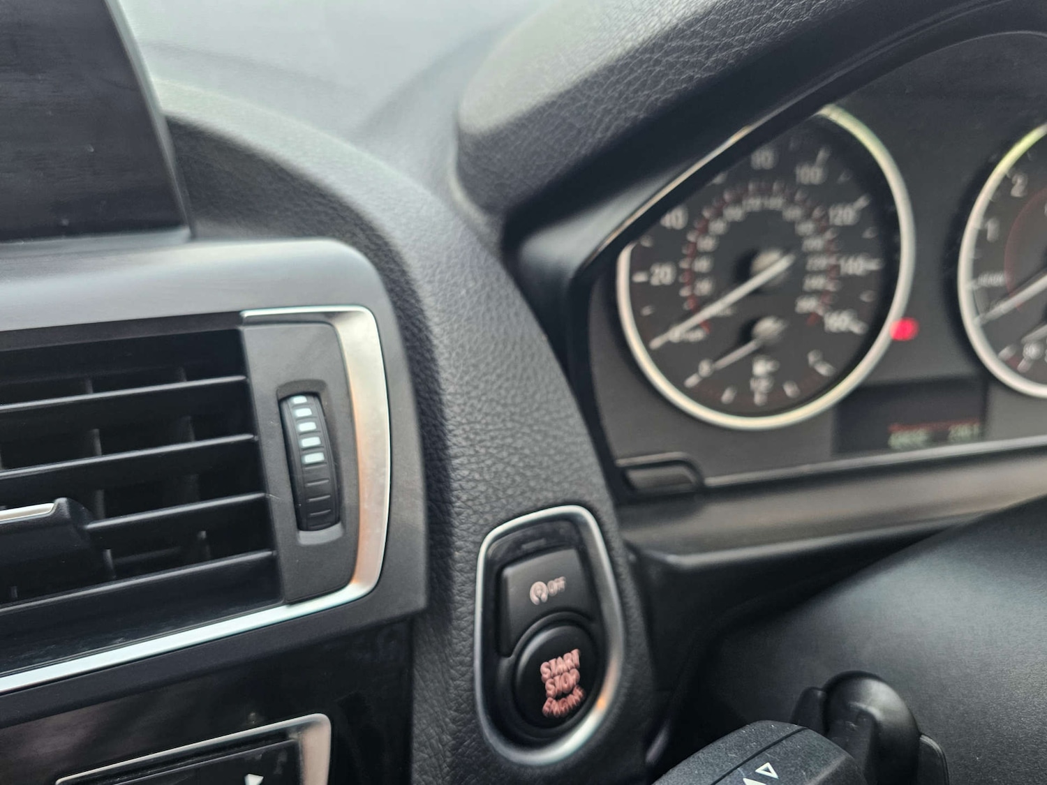 Used BMW 1 Series 2017 for sale - 76961770: Photo 22