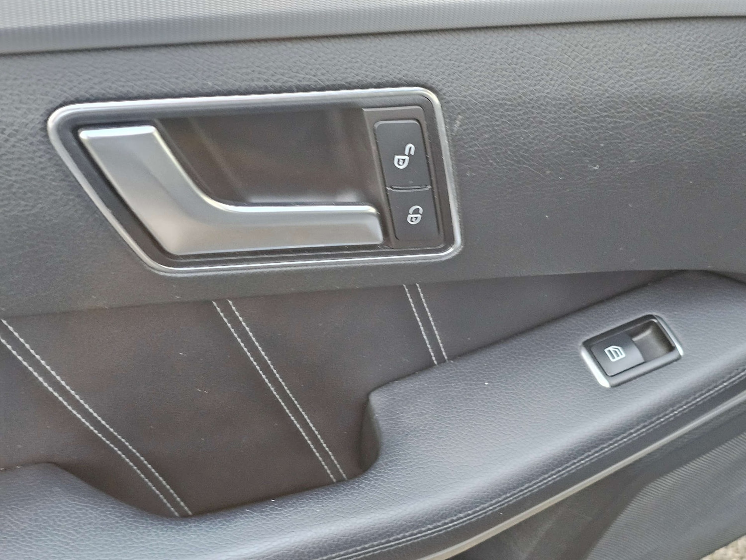 Used Mercedes-Benz E Class 2016 for sale - 77392234: Photo 19