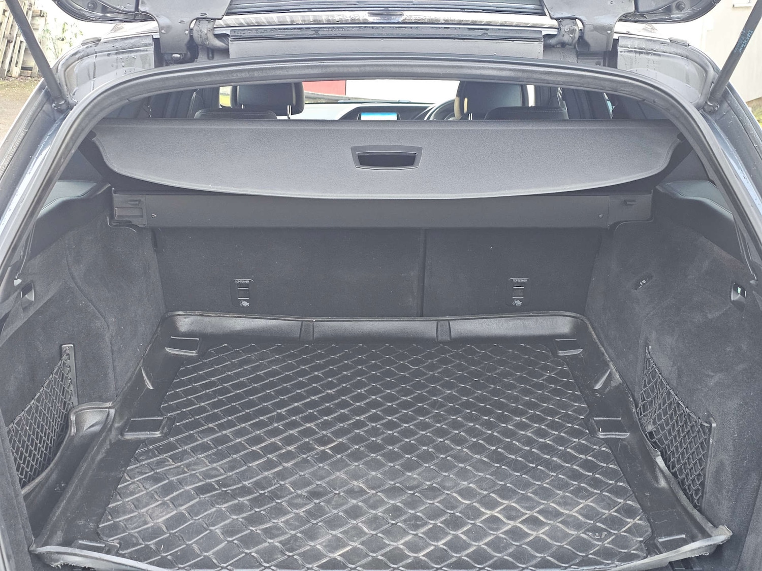 Used Mercedes-Benz E Class 2016 for sale - 77392234: Photo 9