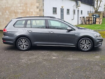 Used Volkswagen Golf 2018 for sale - 77262773: Photo