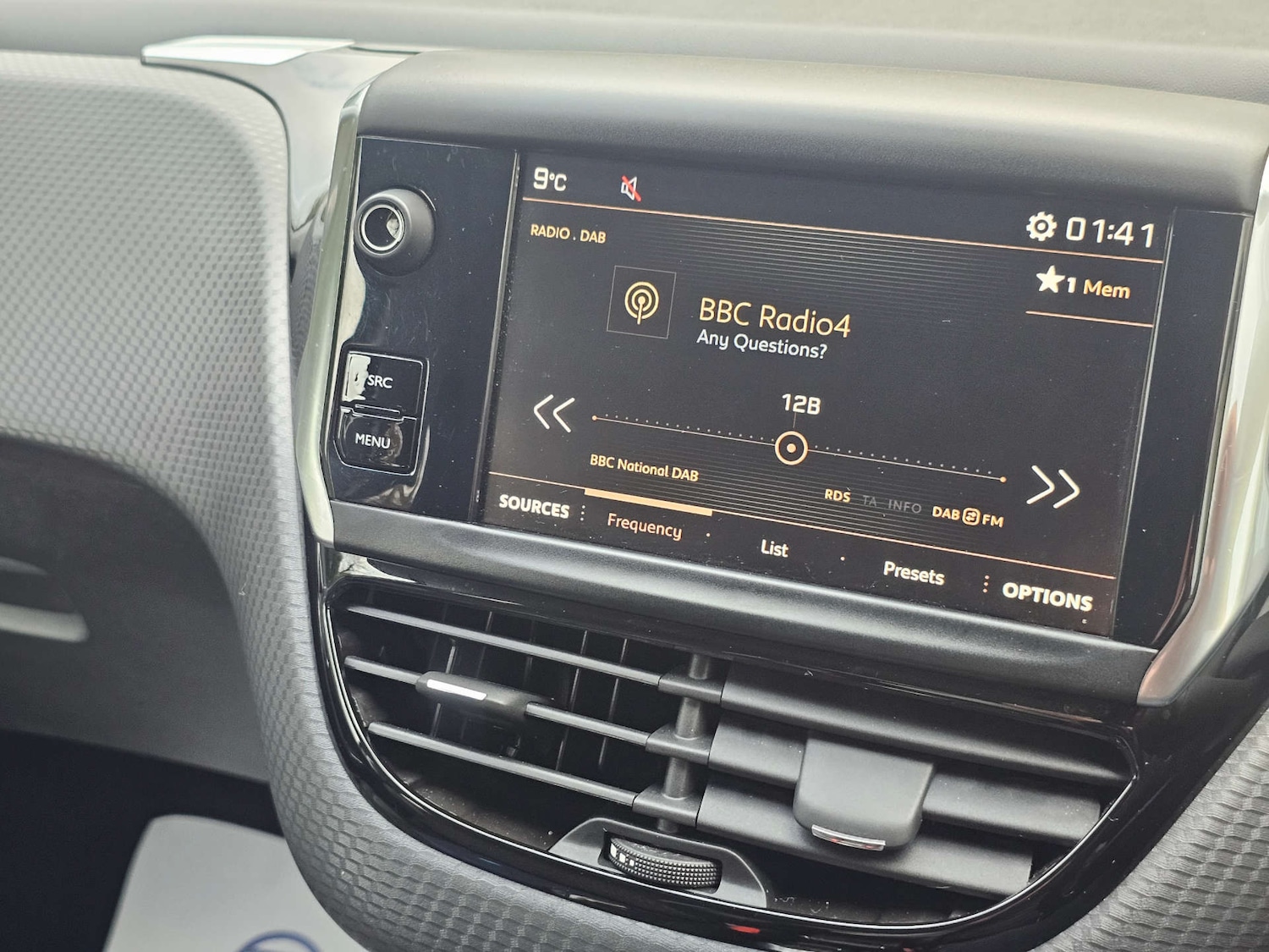 Used Peugeot 2008 2018 for sale - 77482437: Photo 20