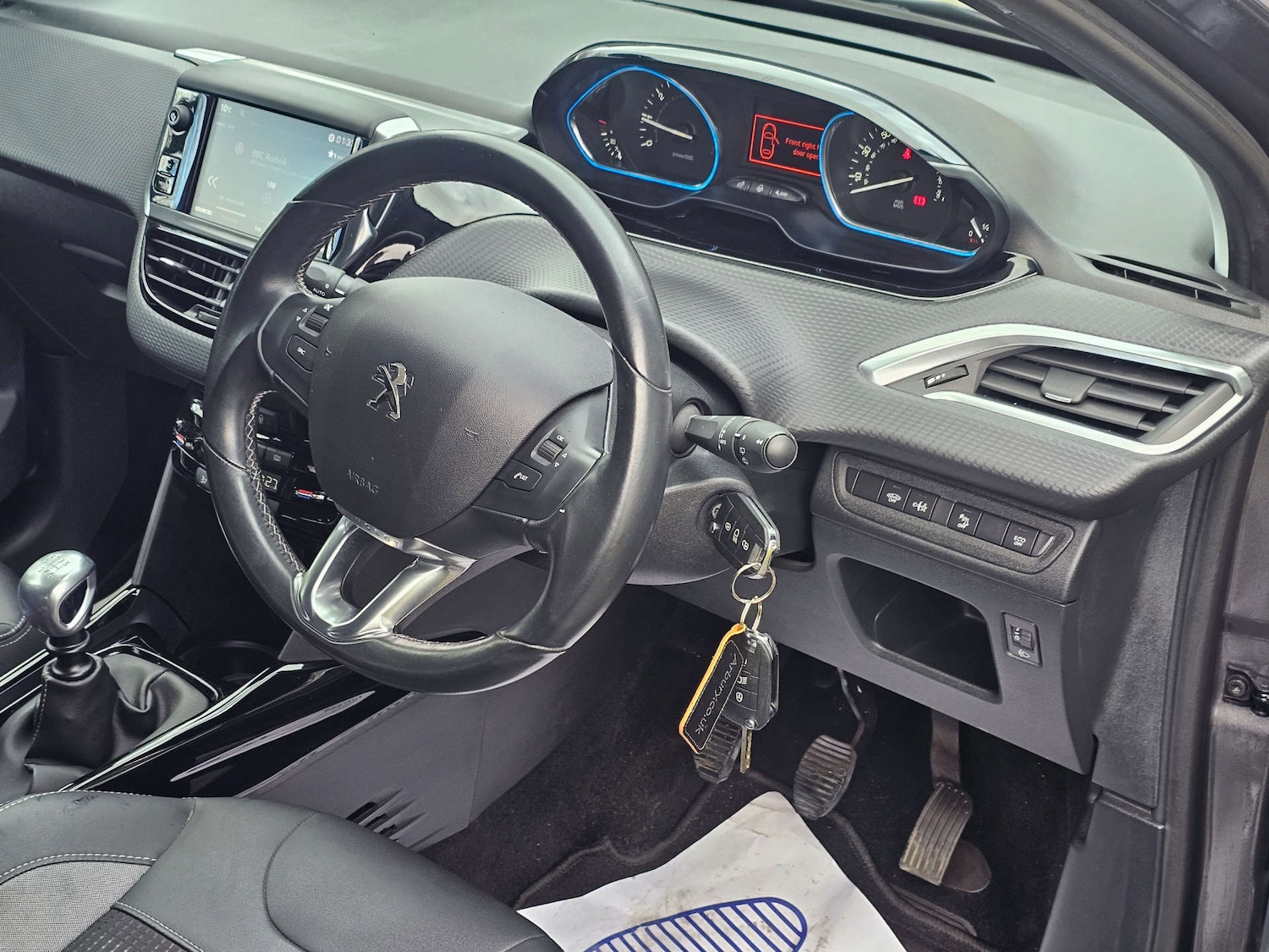 Used Peugeot 2008 2018 for sale - 77482437: Photo 4