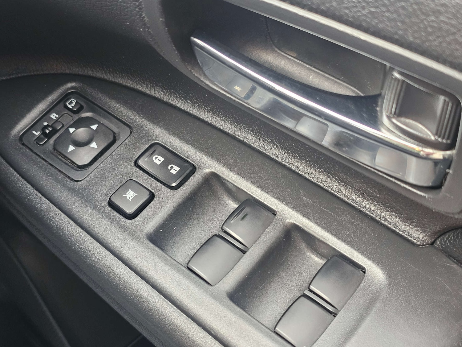 Used Mitsubishi Outlander 2015 for sale - 76836455: Photo 22