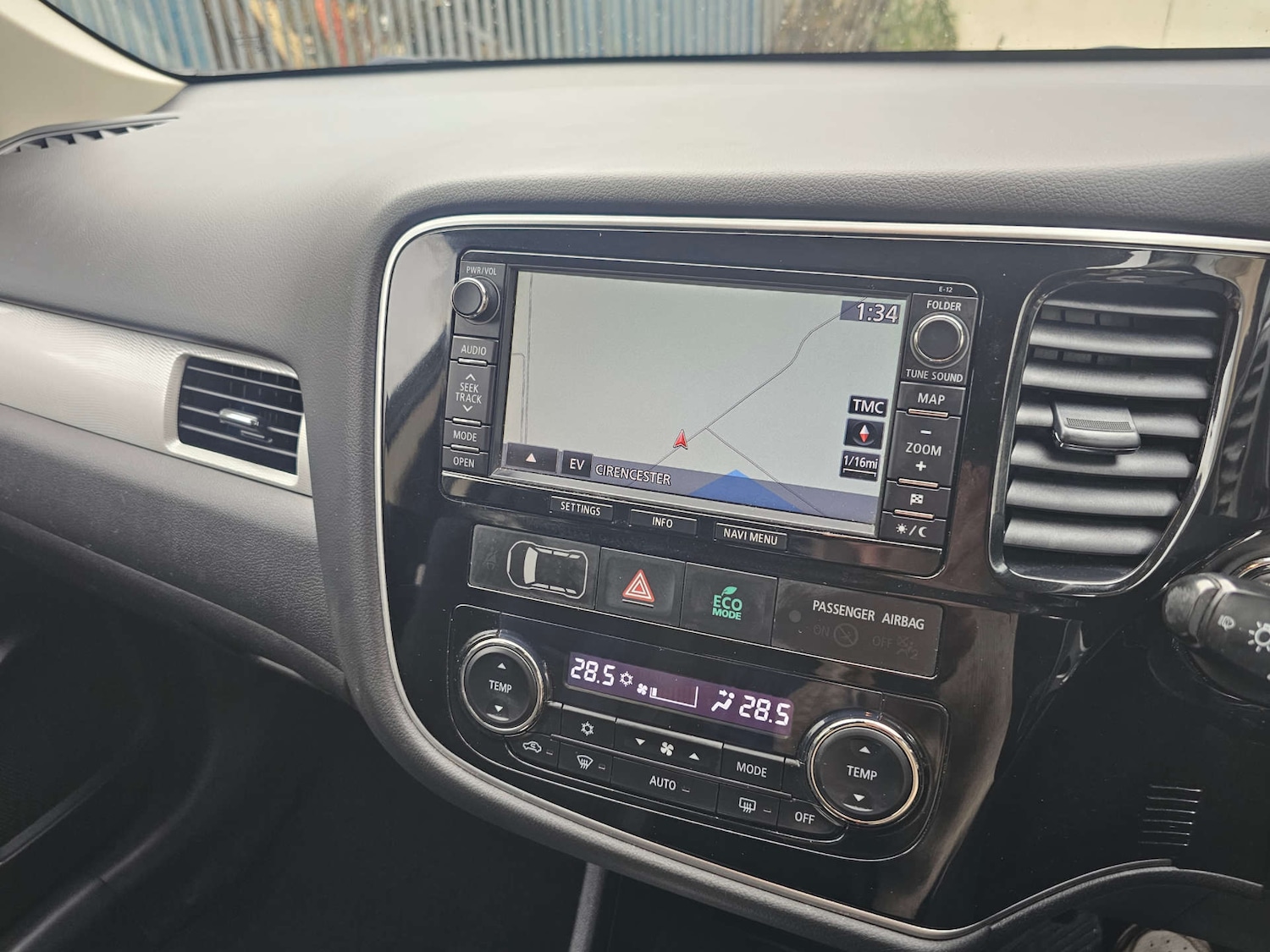 Used Mitsubishi Outlander 2015 for sale - 76836455: Photo 25