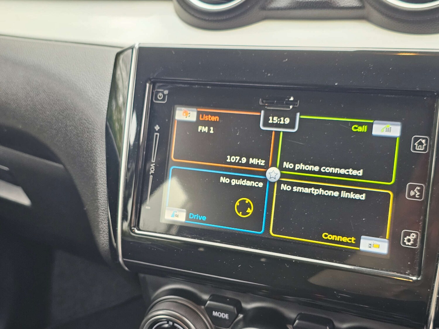 Used Suzuki Swift 2019 for sale - 76209976: Photo 29