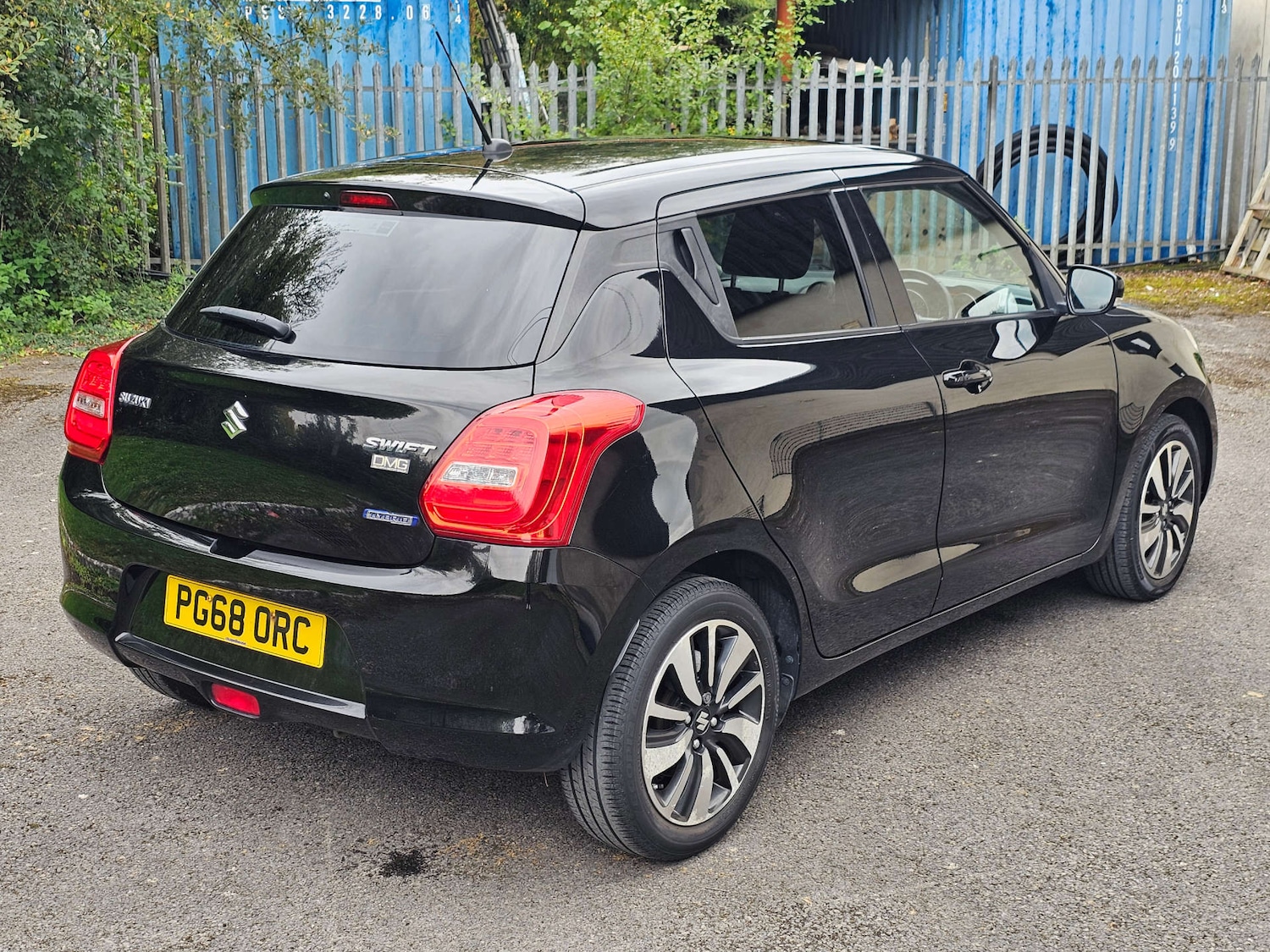 Used Suzuki Swift 2019 for sale - 76209976: Photo 3