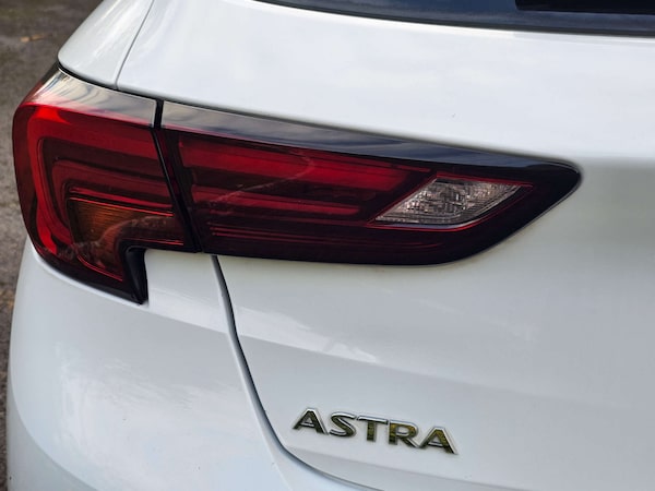 Used Vauxhall Astra 2017 for sale - 76296845: Photo 11