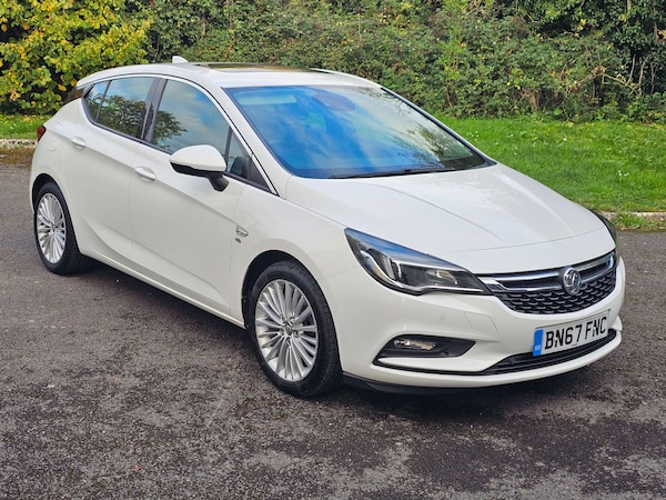 Used Vauxhall Astra 2017 for sale - 76296845: Photo 1