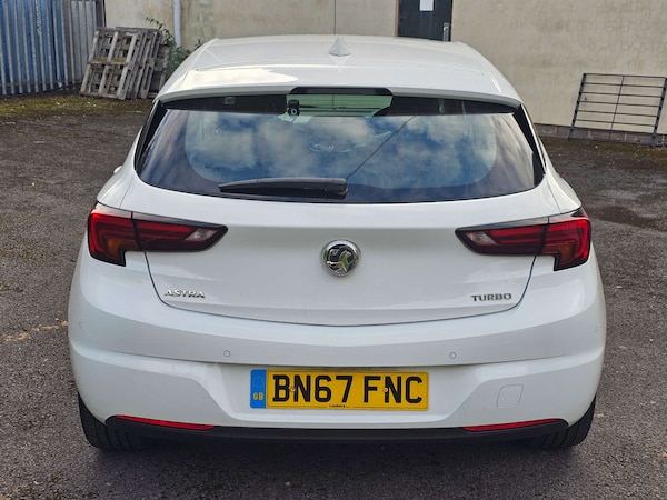Used Vauxhall Astra 2017 for sale - 76296845: Photo 9