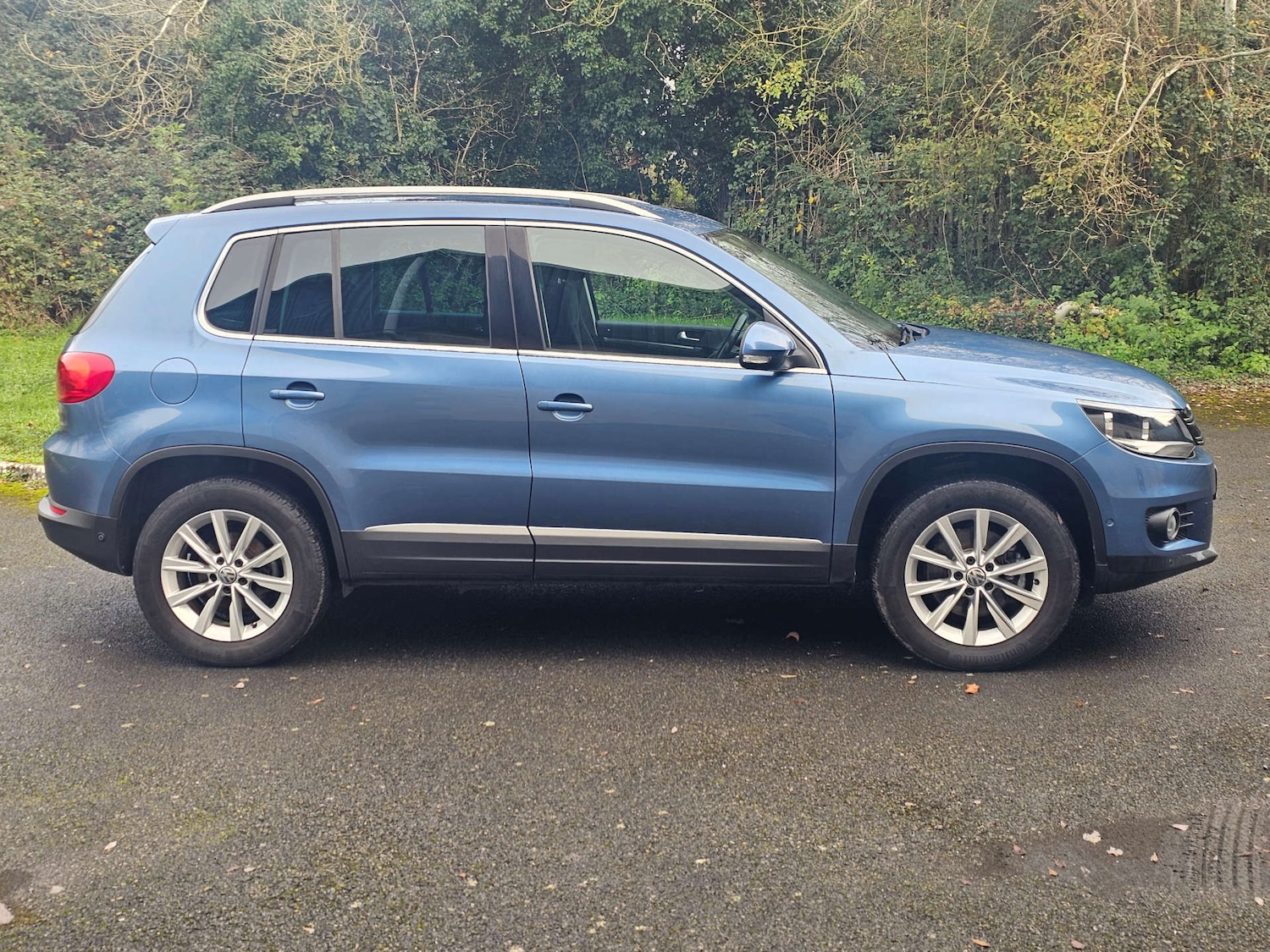 Used Volkswagen Tiguan 2013 for sale - 76711690: Photo 2