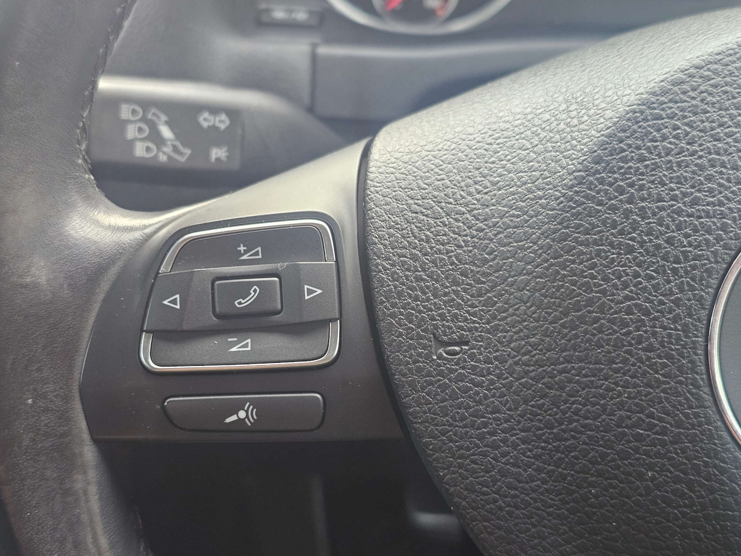 Used Volkswagen Tiguan 2013 for sale - 76711690: Photo 27