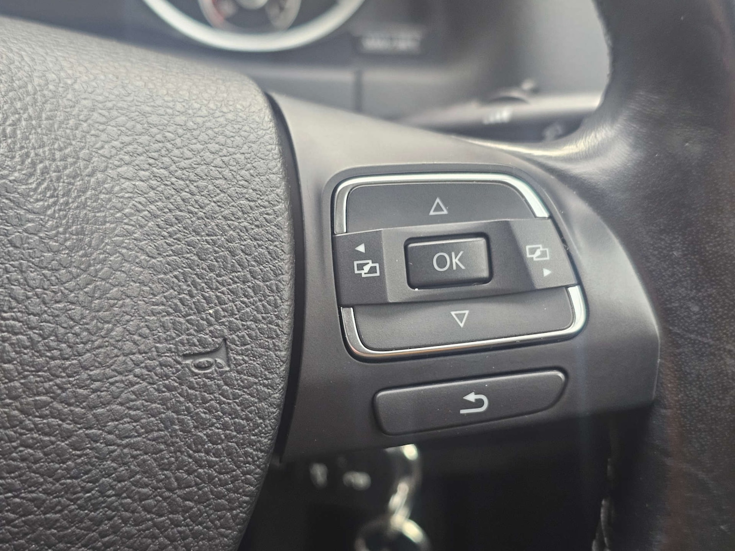 Used Volkswagen Tiguan 2013 for sale - 76711690: Photo 28