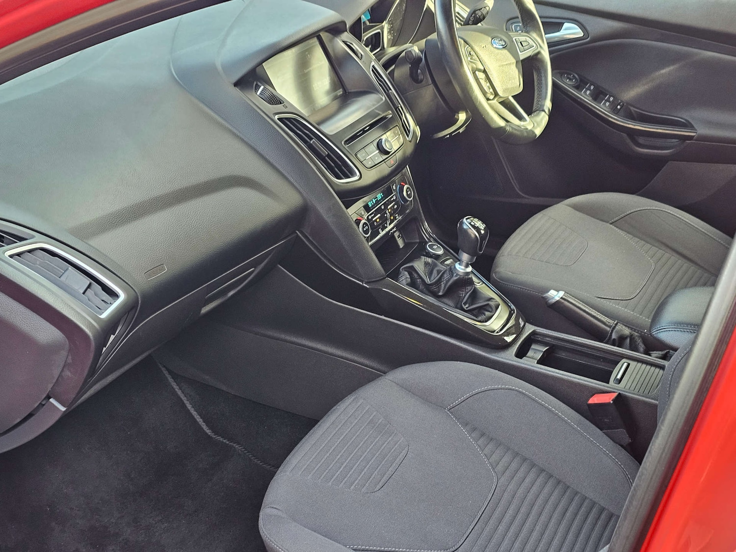 Used Ford Focus 2015 for sale - 76669809: Photo 16