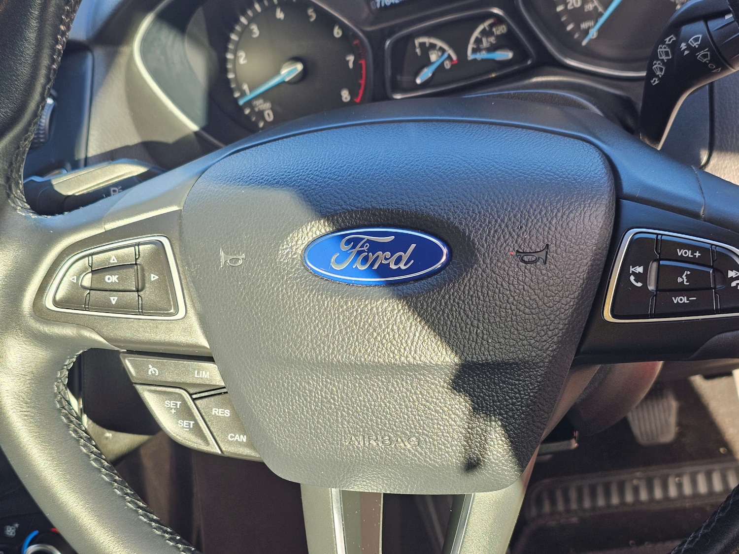 Used Ford Focus 2015 for sale - 76669809: Photo 25