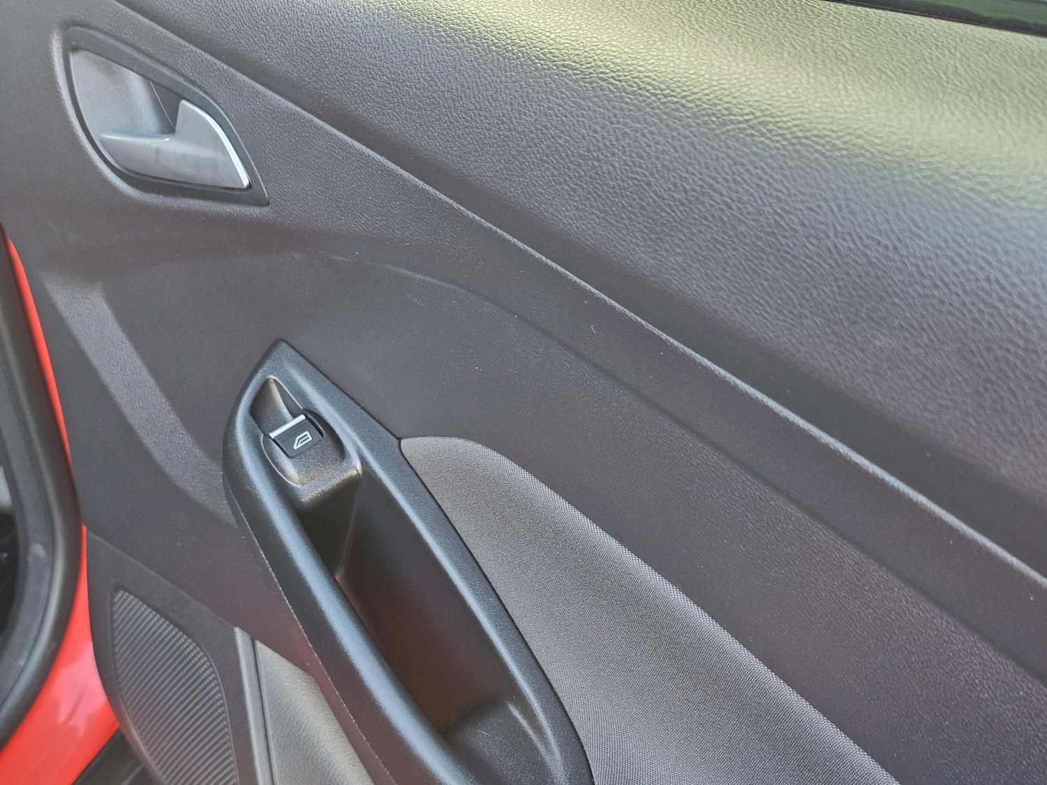 Used Ford Focus 2015 for sale - 76669809: Photo 7