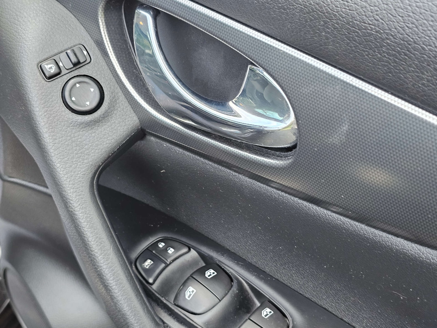 Used Nissan Qashqai 2017 for sale - 77409038: Photo 24