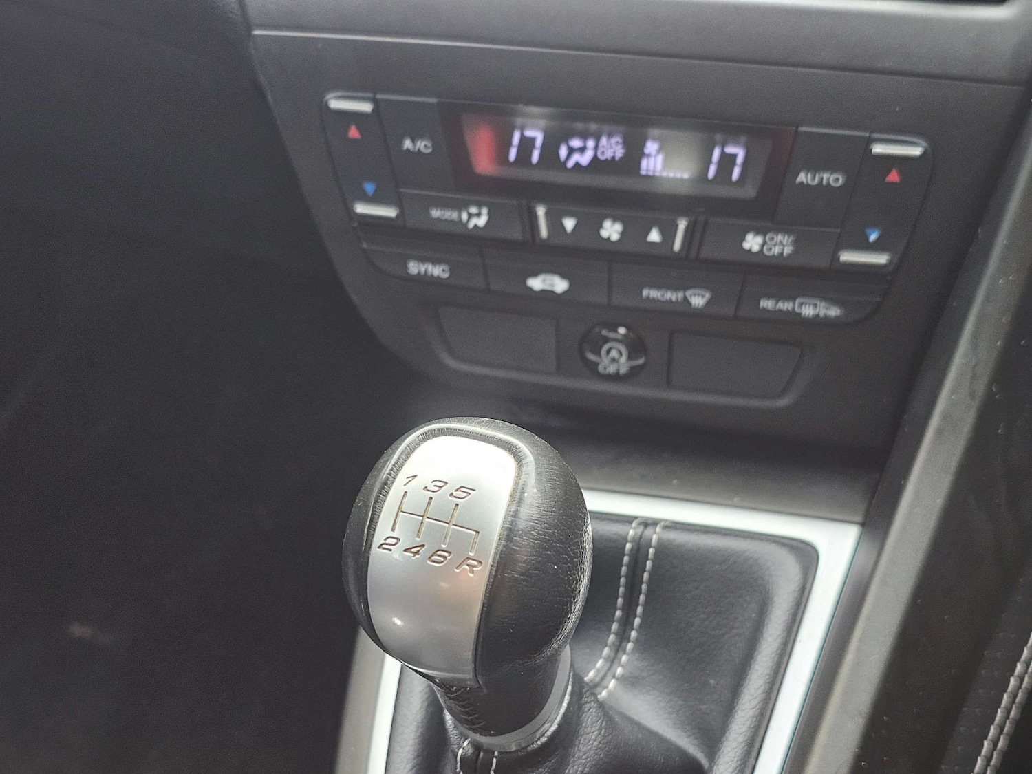 Used Honda Civic 2014 for sale - 76507190: Photo 26