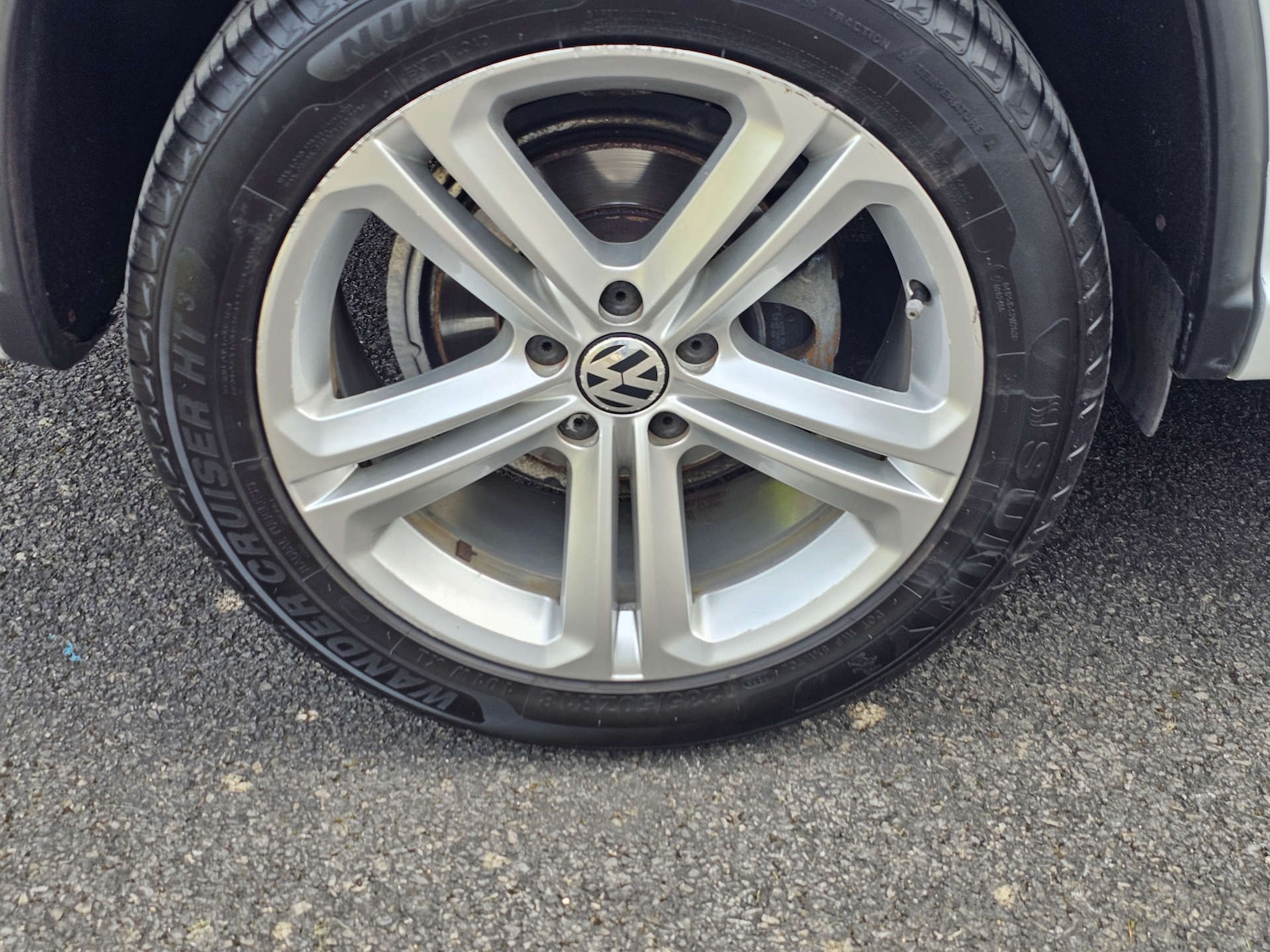 Used Volkswagen Tiguan 2015 for sale - 77989964: Photo 11