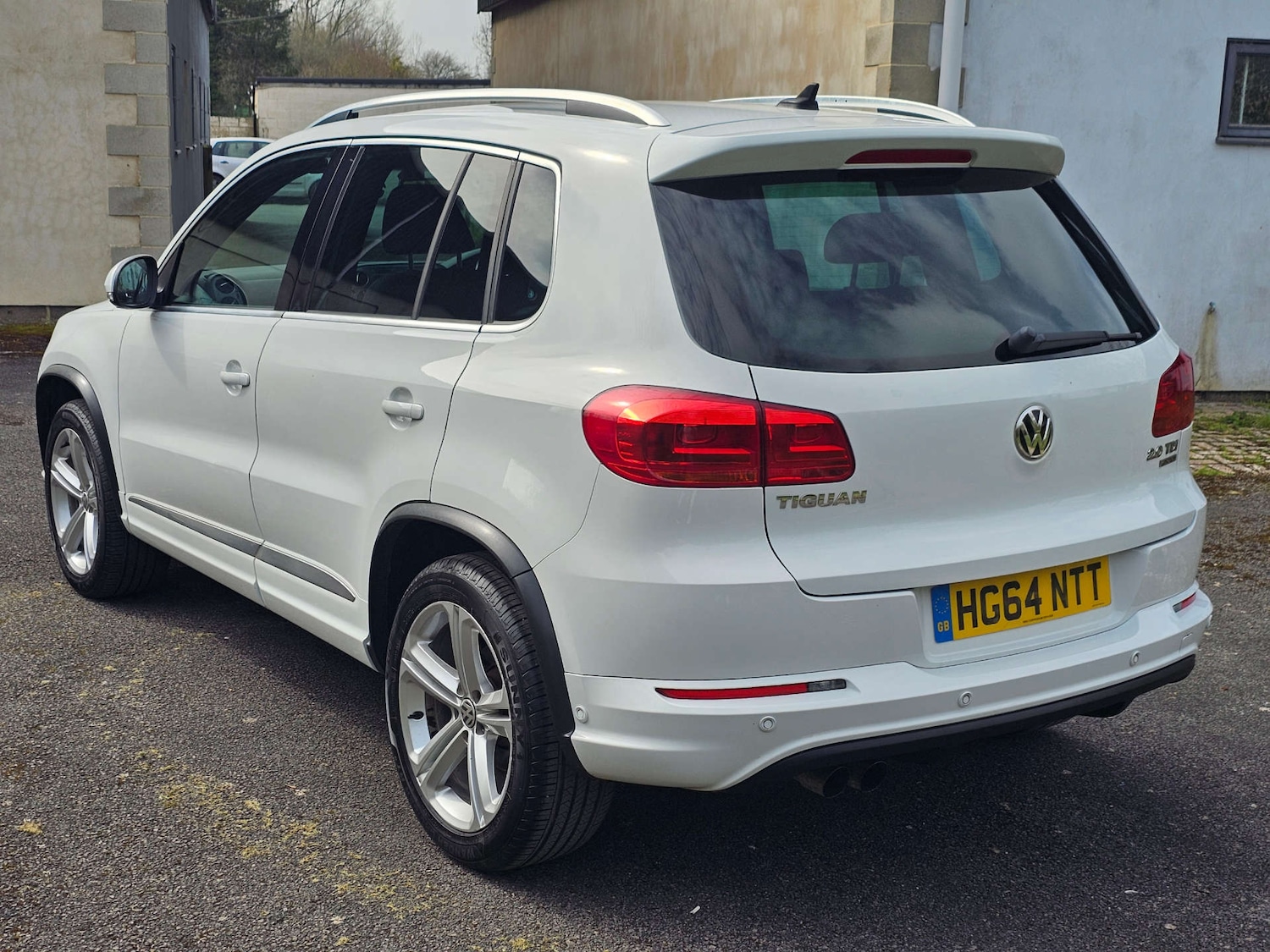 Used Volkswagen Tiguan 2015 for sale - 77989964: Photo 12