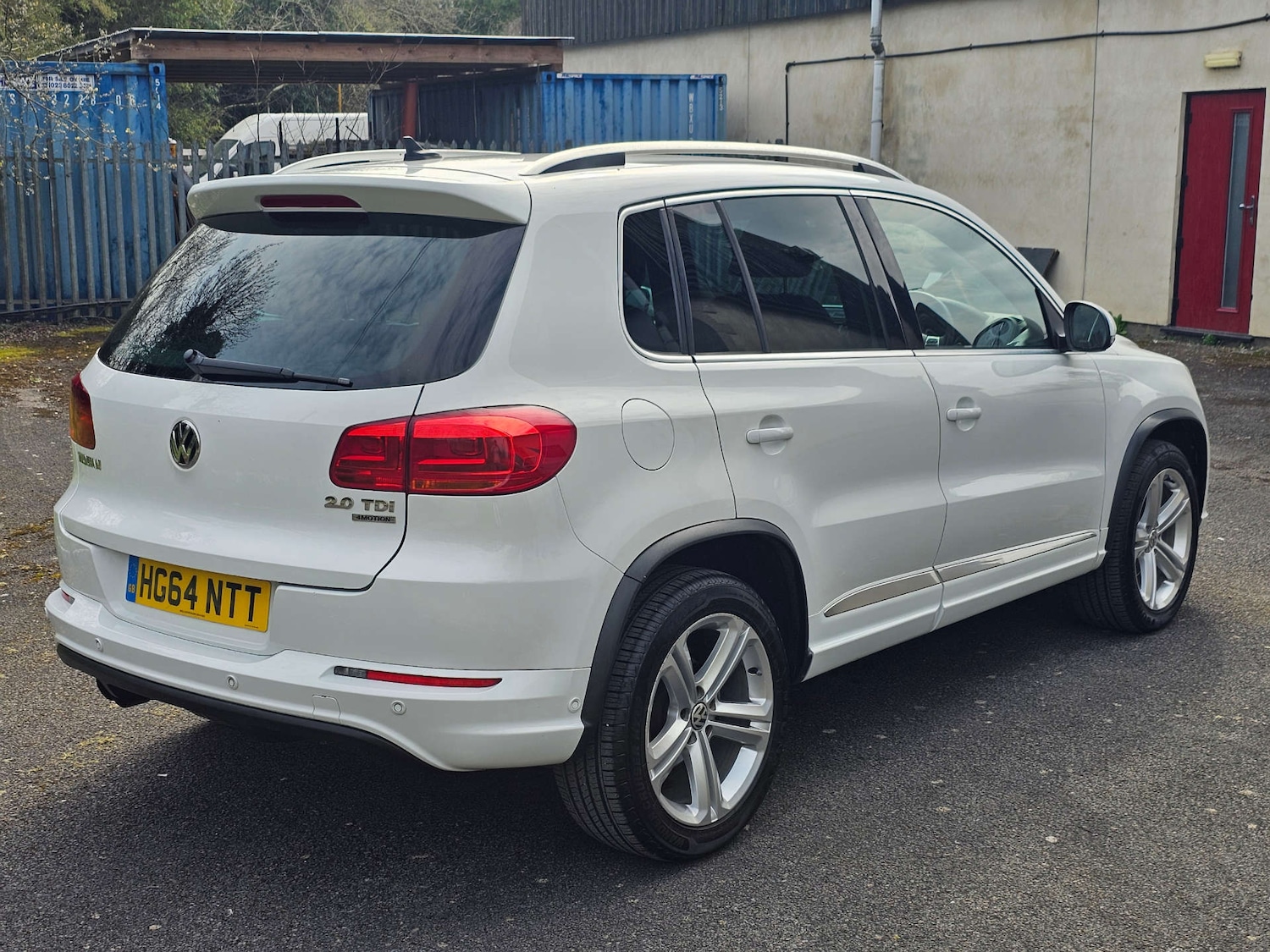 Used Volkswagen Tiguan 2015 for sale - 77989964: Photo 4