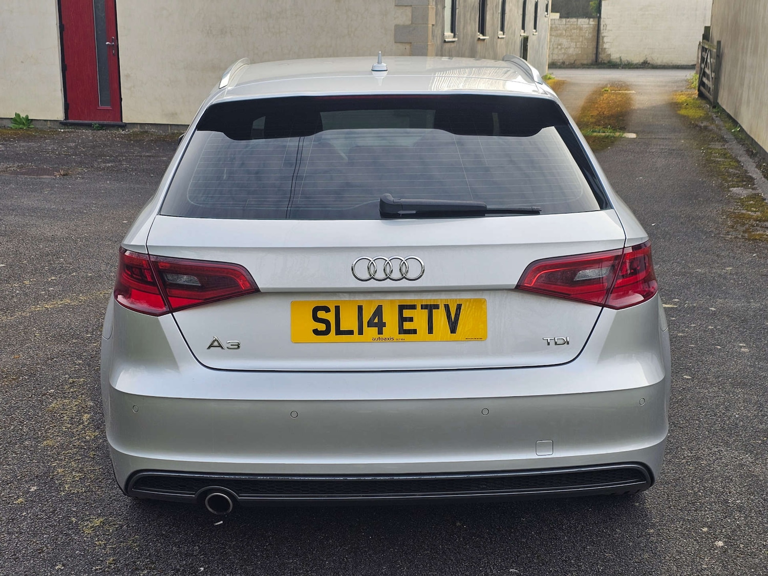 Used Audi A3 2014 for sale - 77991960: Photo 5