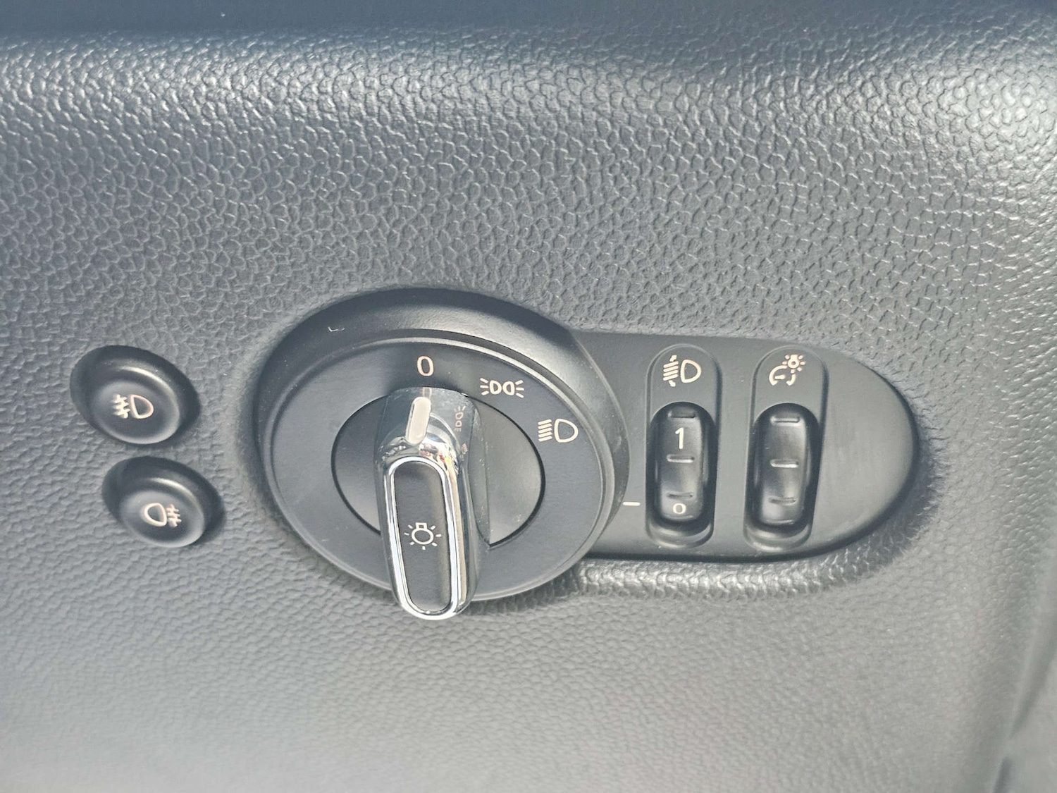 Used MINI Hatch 2015 for sale - 77237220: Photo 24