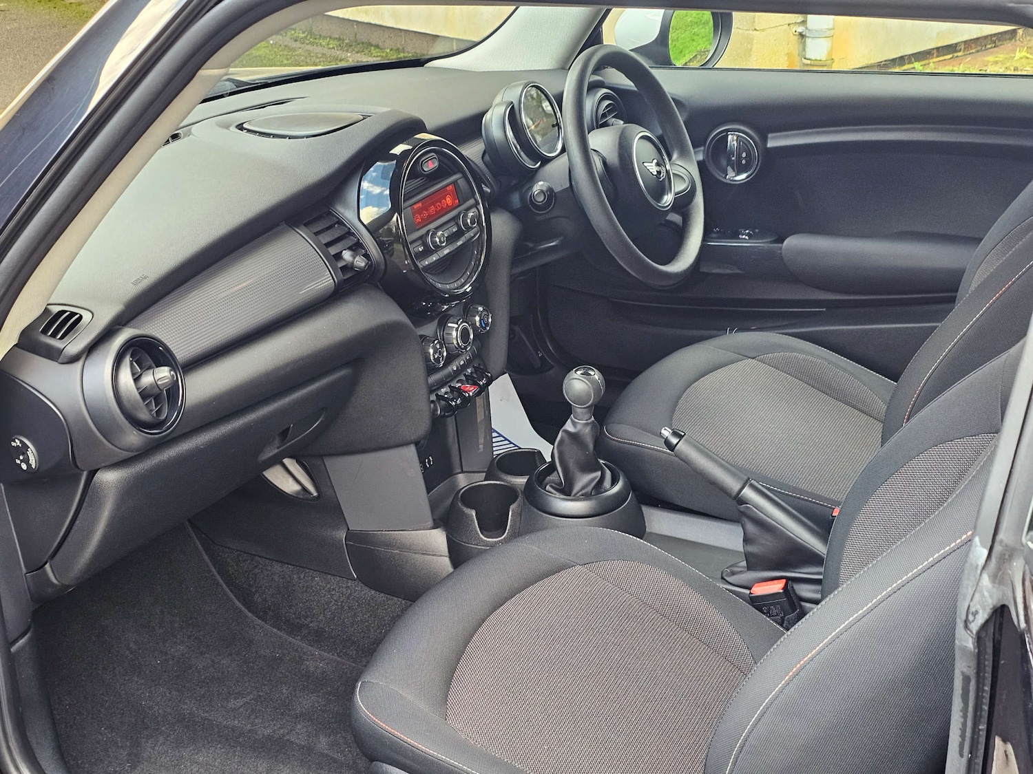 Used MINI Hatch 2015 for sale - 77237220: Photo 4