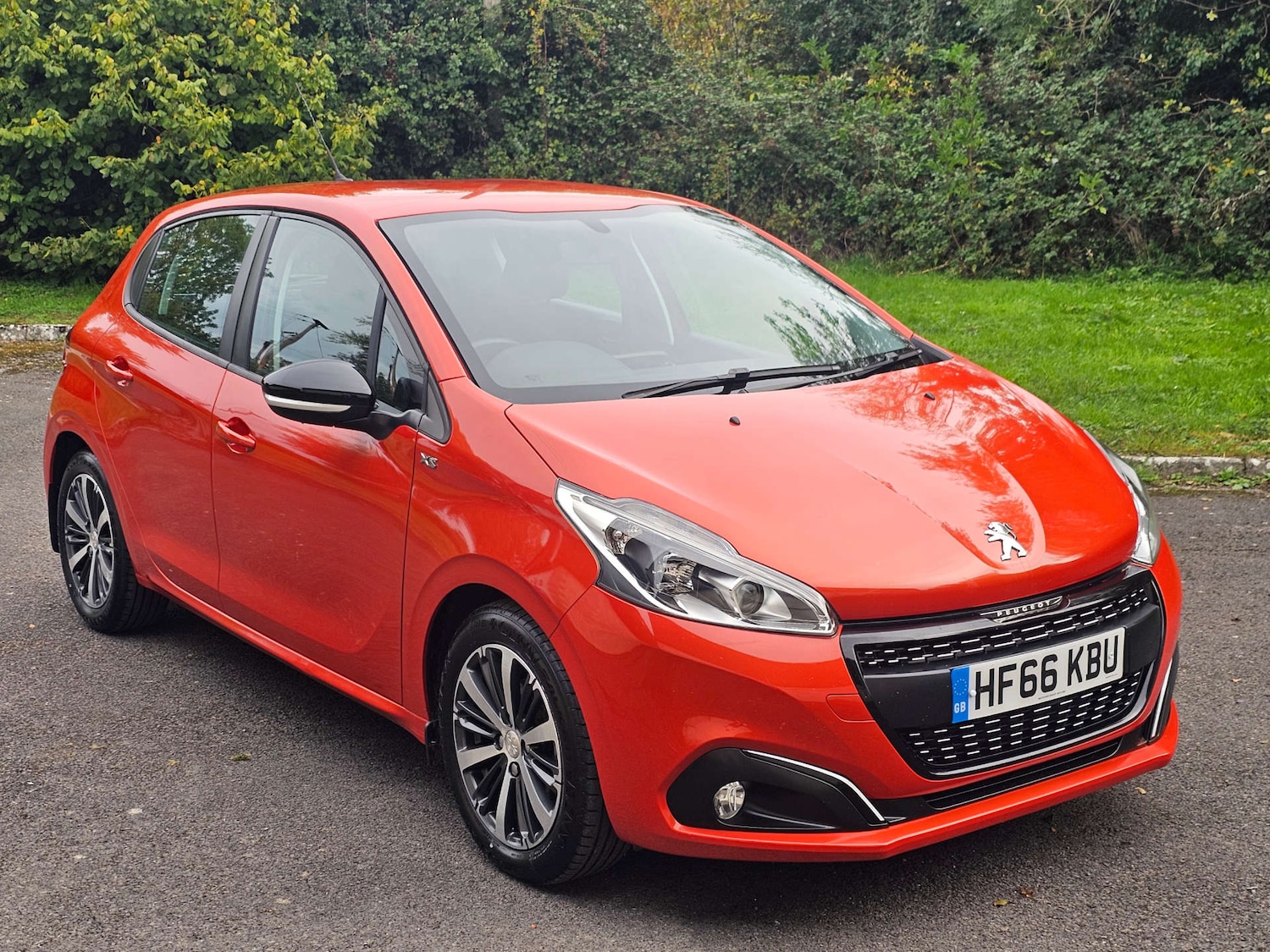 Used Peugeot 208 2016 for sale - 76126189: Photo 1