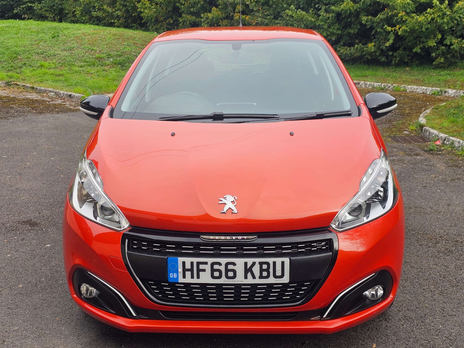Used Peugeot 208 2016 for sale - 76126189: Photo 16