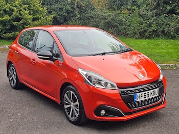 Peugeot - 208