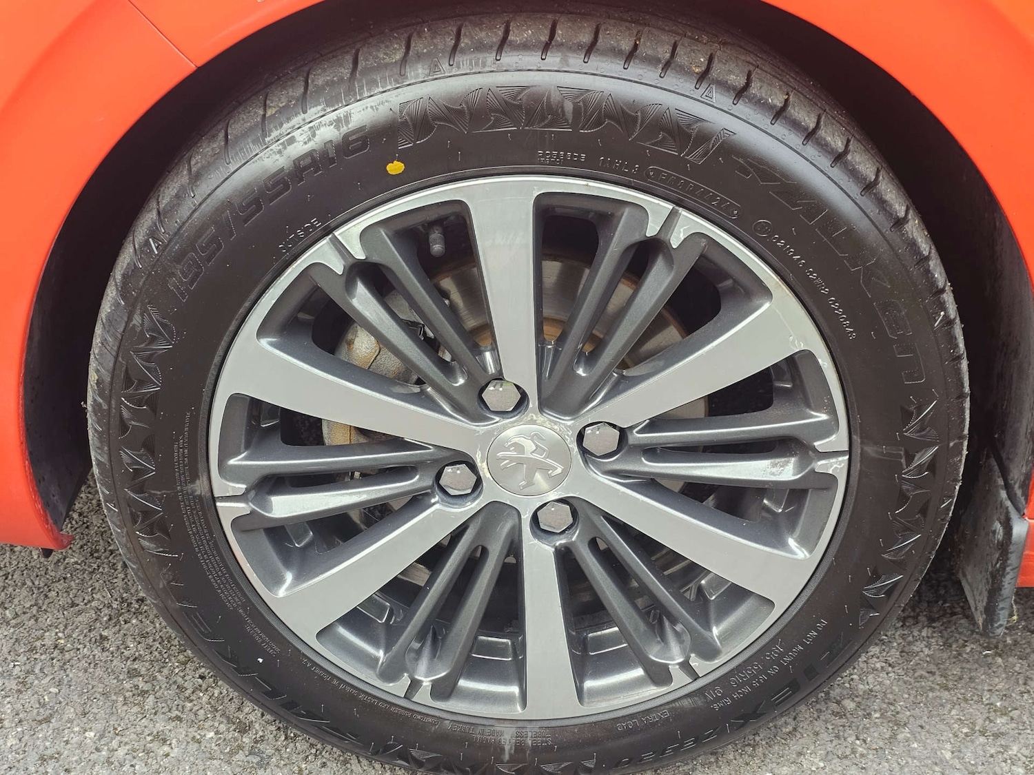 Used Peugeot 208 2016 for sale - 76126189: Photo 27