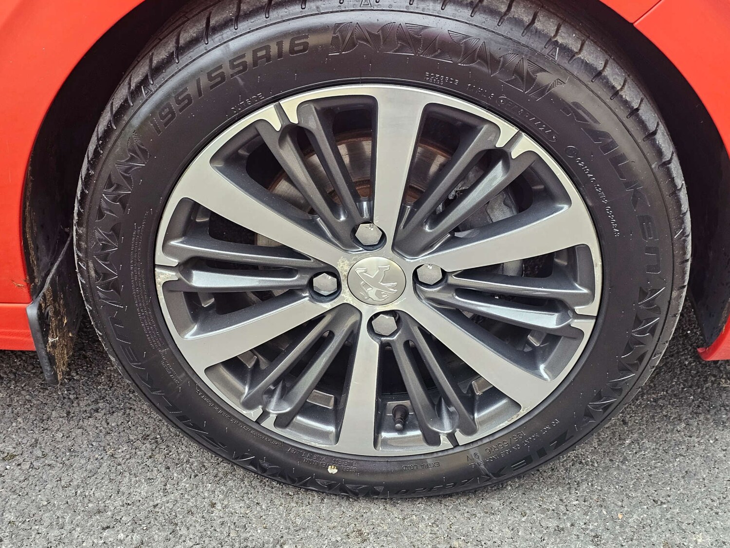 Used Peugeot 208 2016 for sale - 76126189: Photo 6