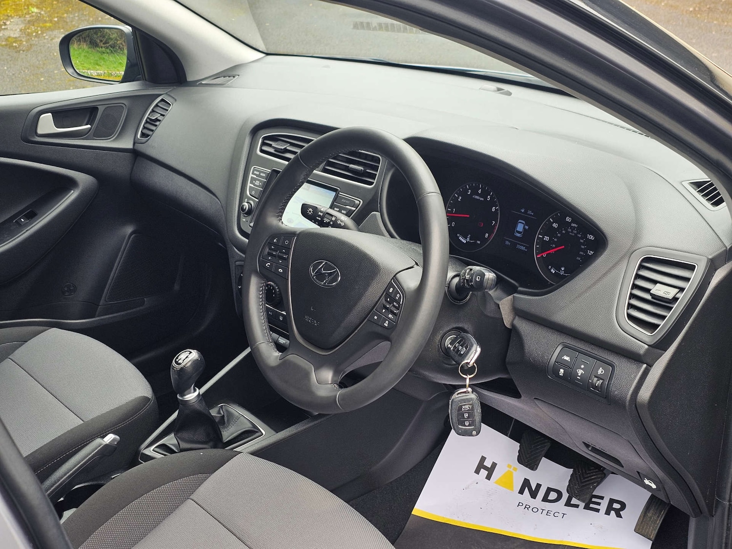 Used Hyundai i20 2019 for sale - 77903032: Photo 20