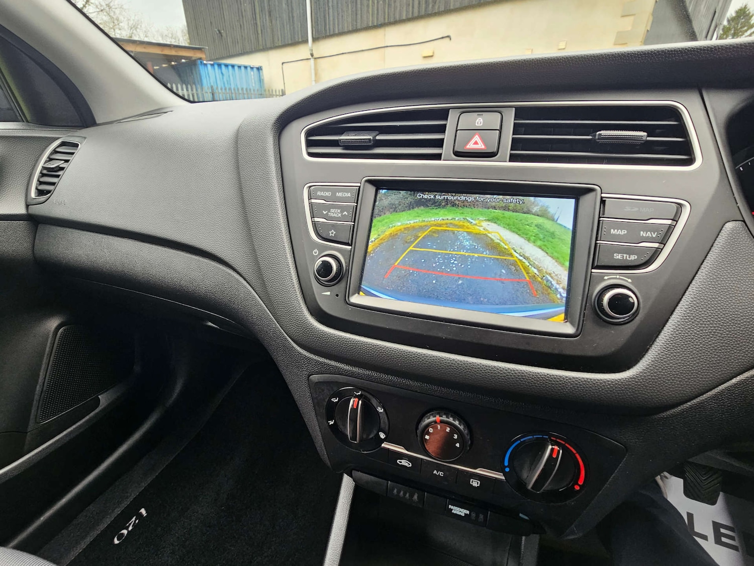 Used Hyundai i20 2019 for sale - 77903032: Photo 24