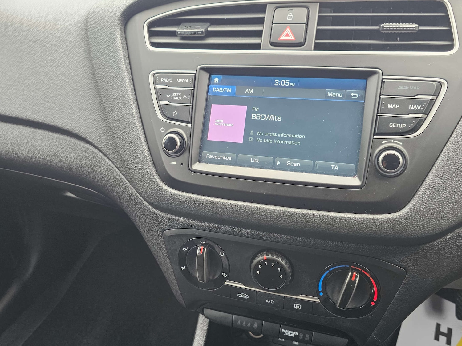 Used Hyundai i20 2019 for sale - 77903032: Photo 25