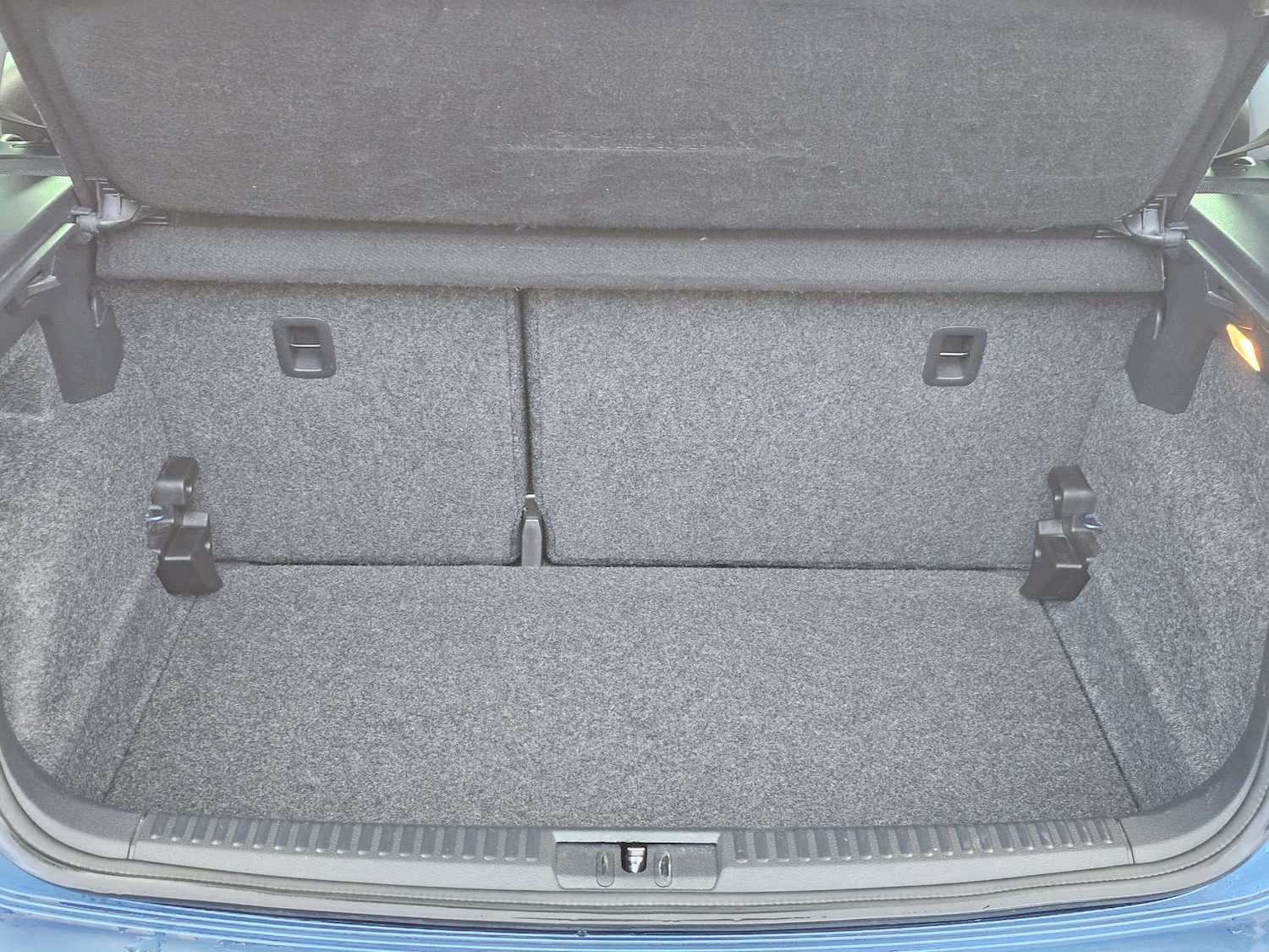 Used Volkswagen Polo 2016 for sale - 77288560: Photo 13