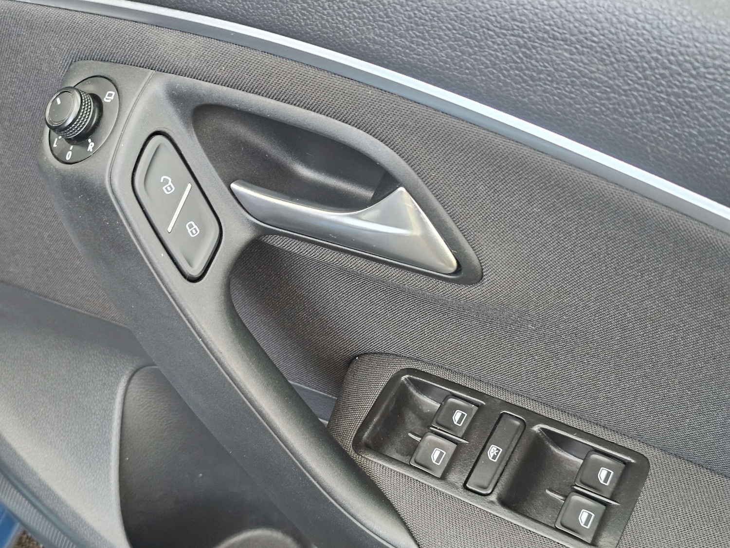 Used Volkswagen Polo 2016 for sale - 77288560: Photo 24