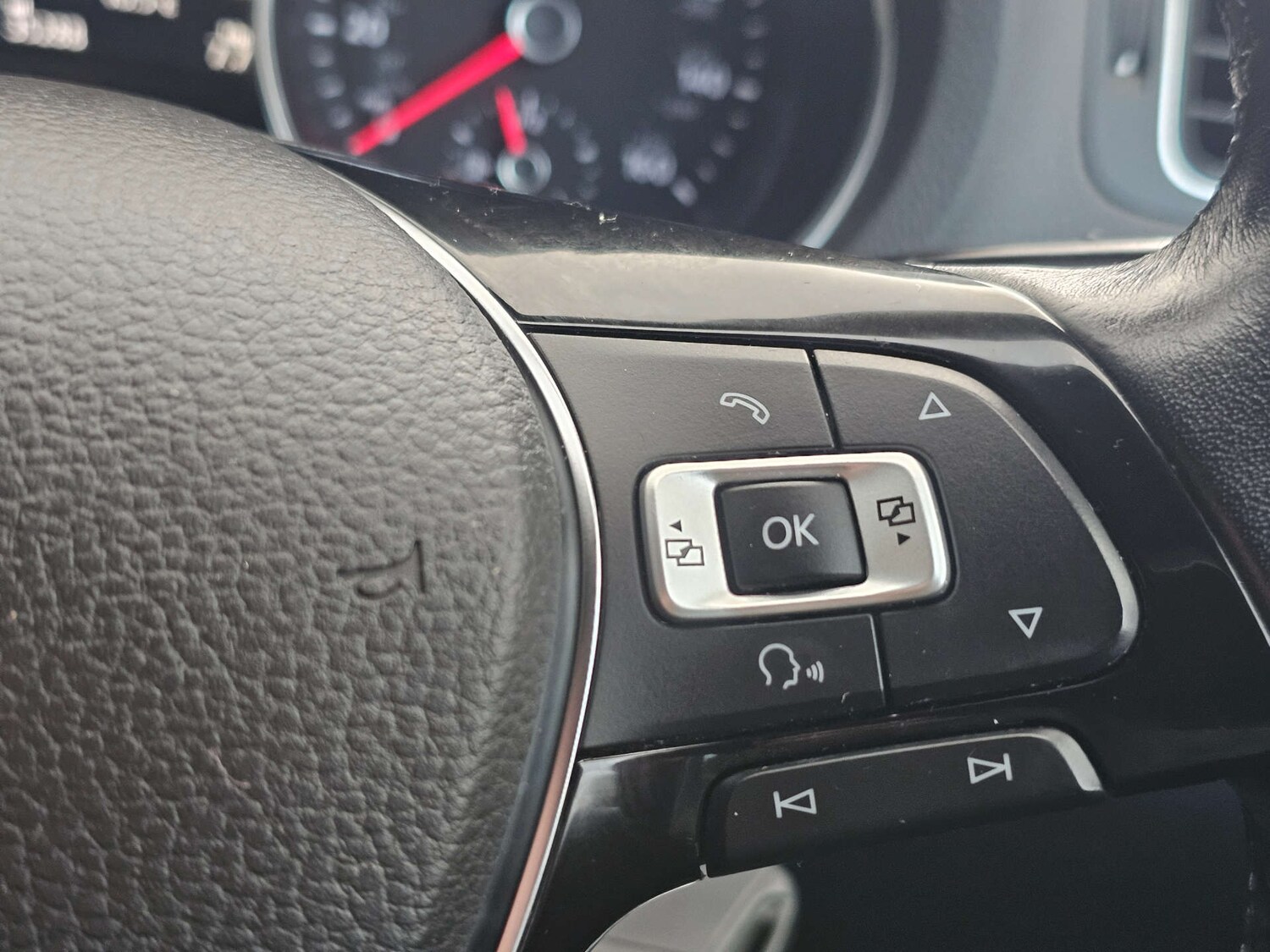 Used Volkswagen Polo 2016 for sale - 77288560: Photo 29