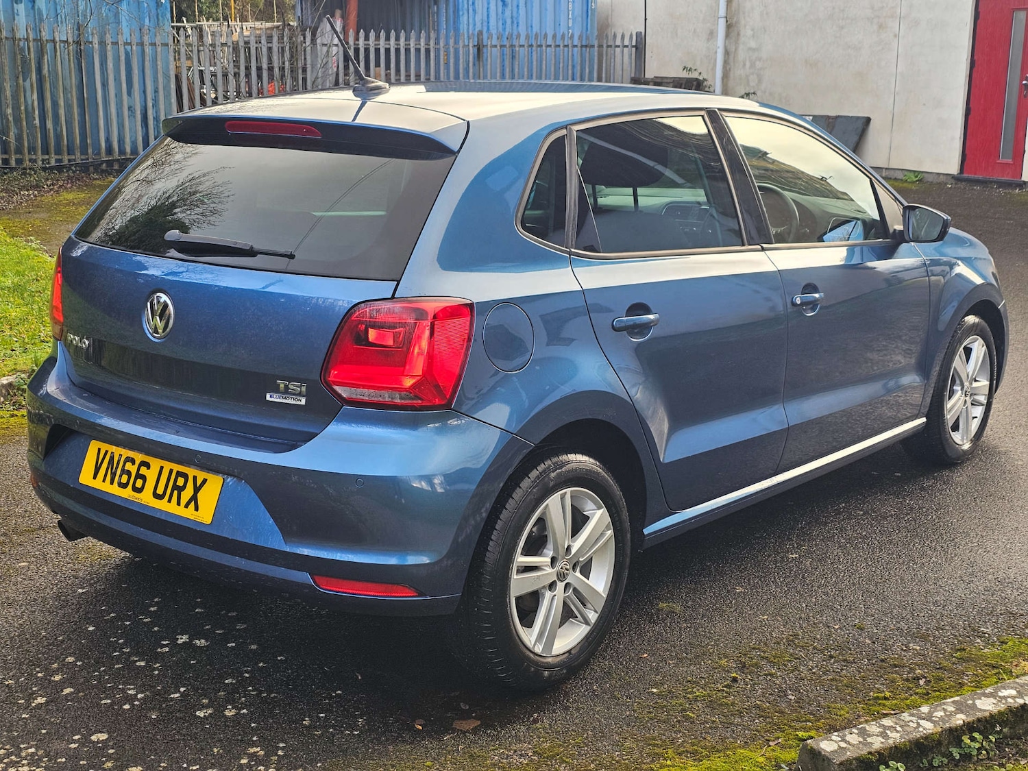 Used Volkswagen Polo 2016 for sale - 77288560: Photo 3