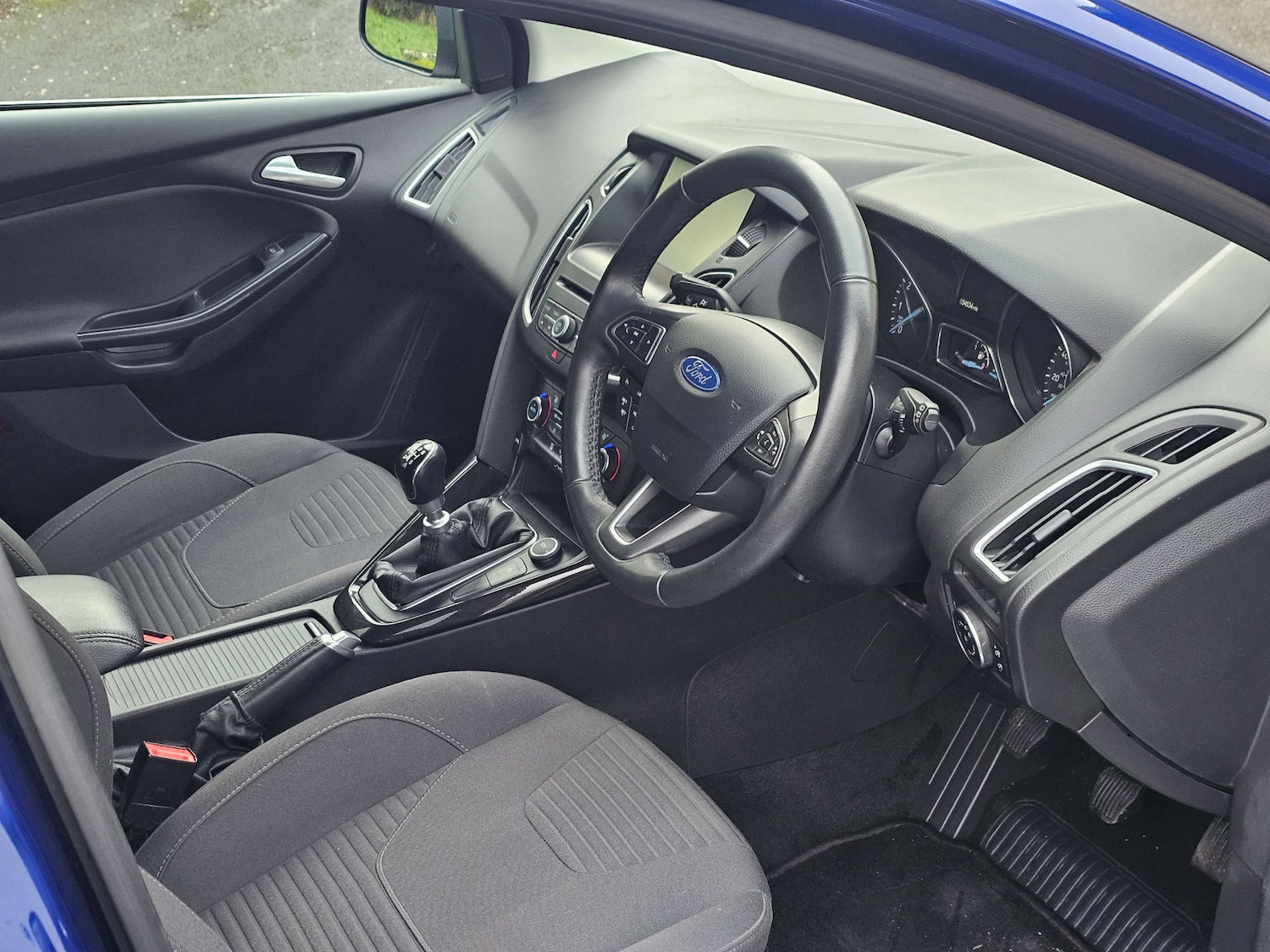 Used Ford Focus 2015 for sale - 77375815: Photo 22