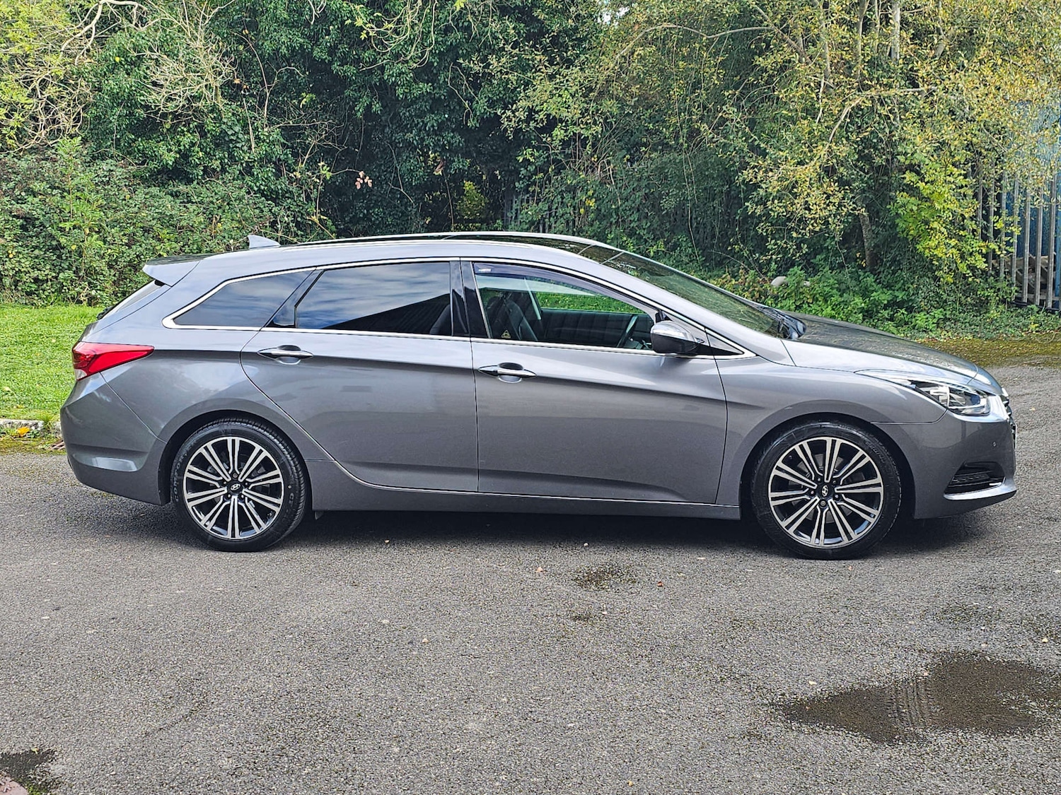 Used Hyundai i40 2016 for sale - 76387479: Photo 2