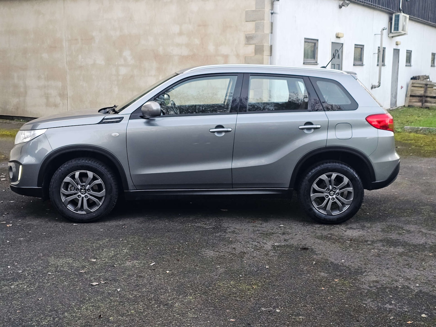 Used Suzuki Vitara 2016 for sale - 76656458: Photo 2