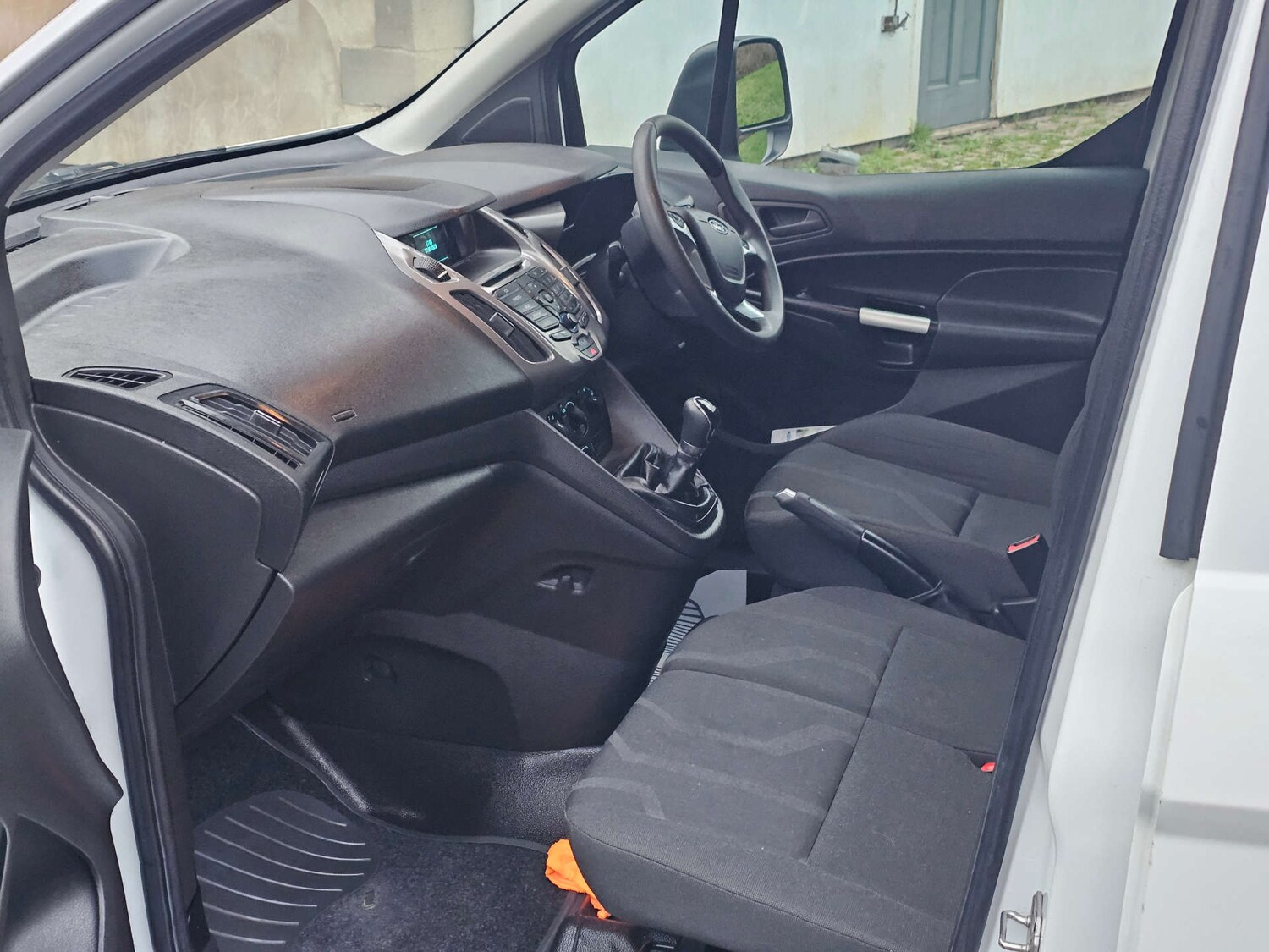 Used Ford Transit Connect 2017 for sale - 77583929: Photo 12