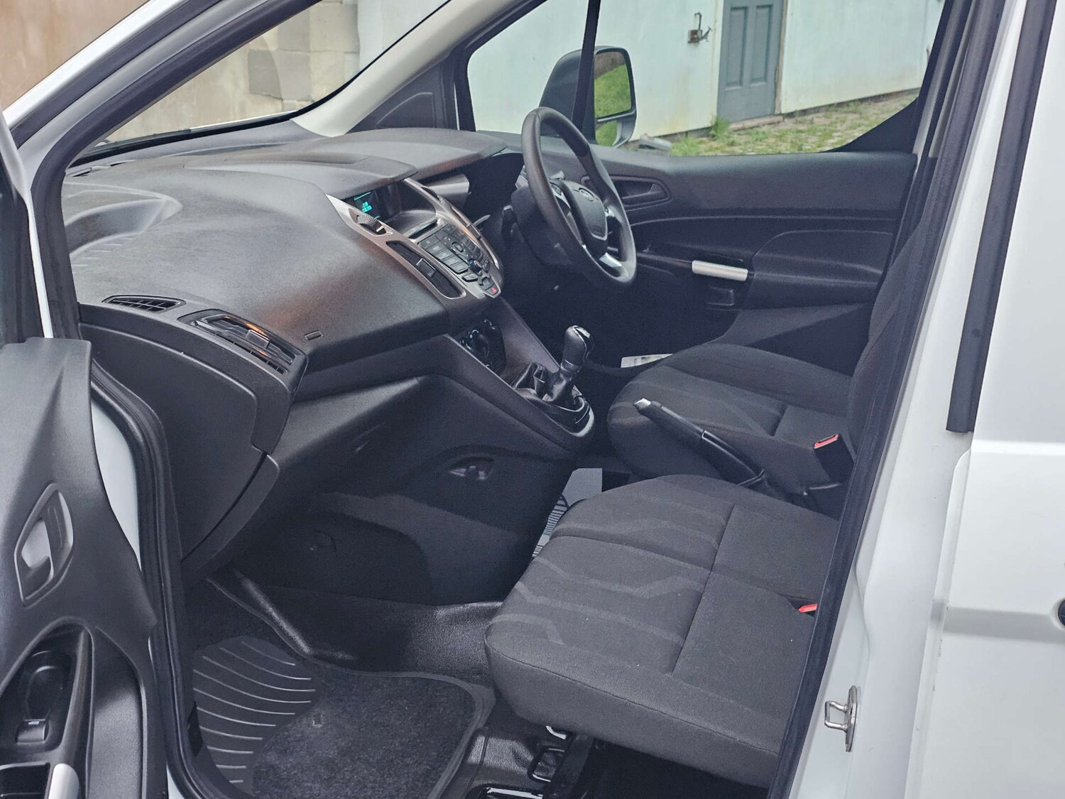 Used Ford Transit Connect 2017 for sale - 77583929: Photo 13